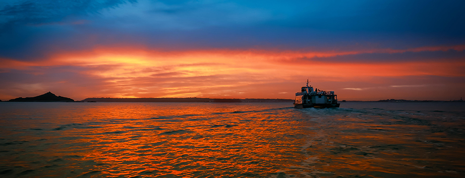 Trident Ferry Leaving