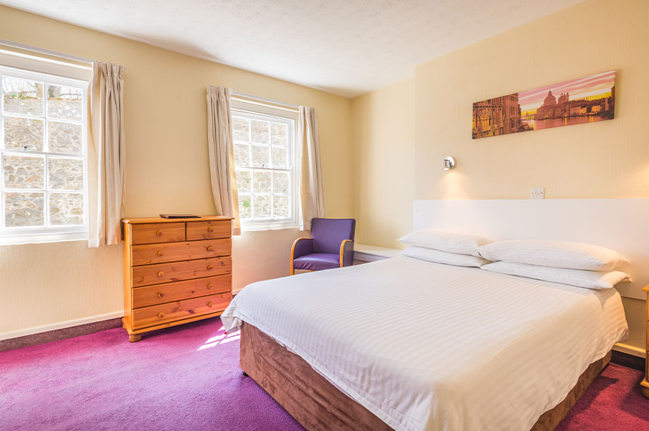 Marton Guest House, Guernsey GuernseyTravel